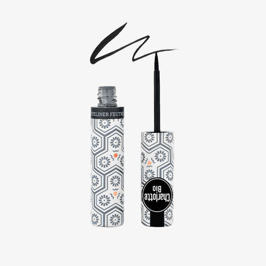 Eye-liner bio
